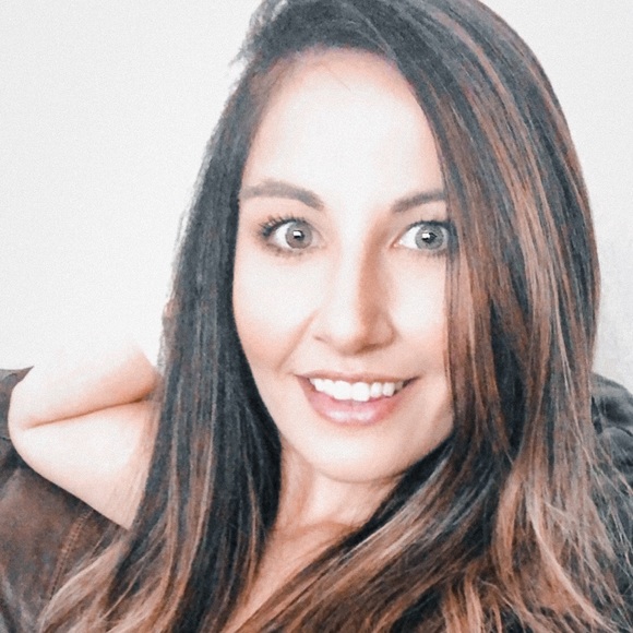 Meet your Posher, Amber